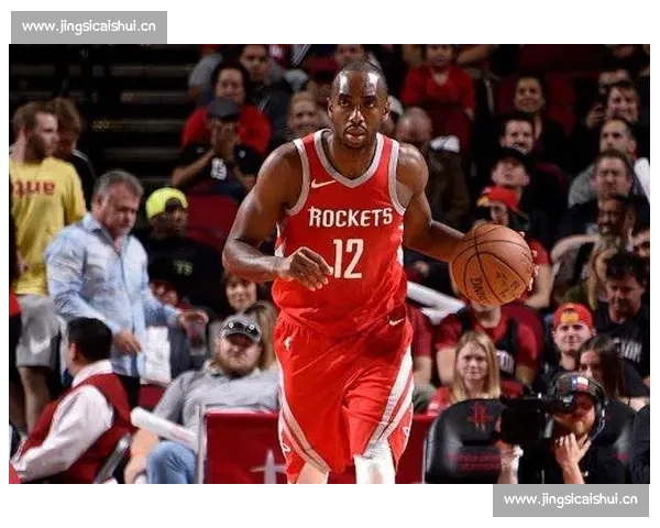 以中锋球员为核心解析篮球攻防战术全面提升策略